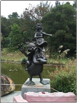 鑄銅米老鼠唐老鴨雕塑